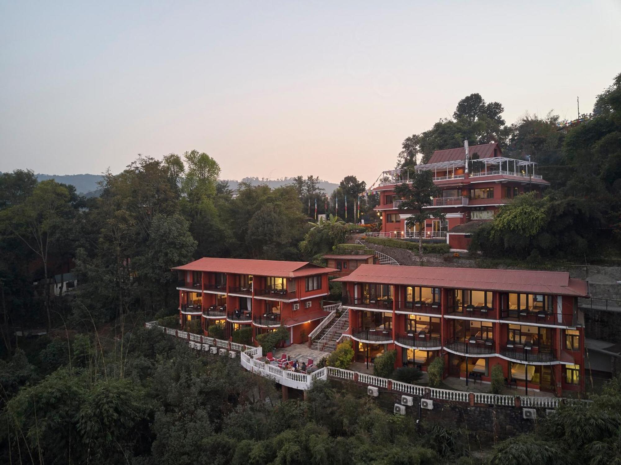 Dhulikhel Lodge Resort Экстерьер фото