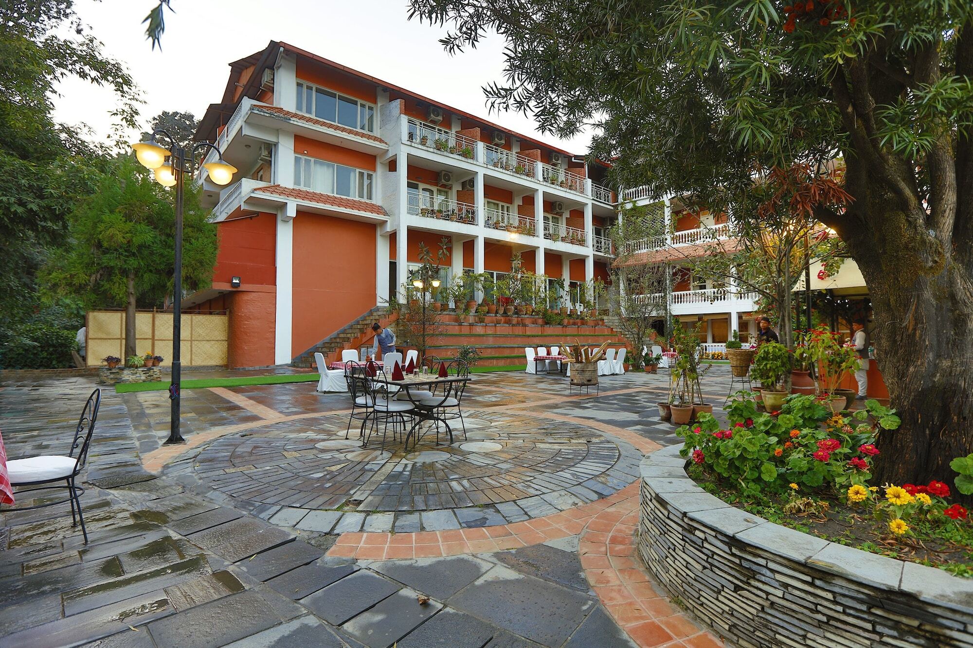 Dhulikhel Lodge Resort Экстерьер фото